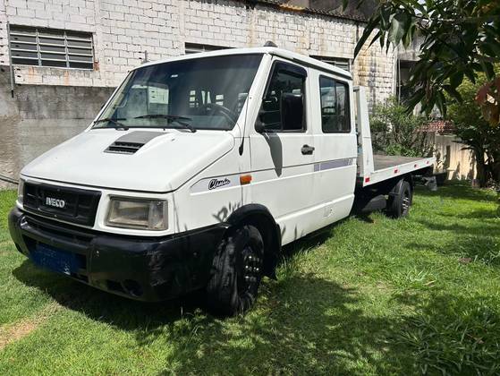 IVECO DAILY 3513 FURGÃO CURTO DIESEL MANUAL